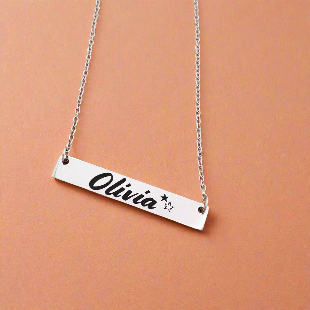 BE A STAR BAR NECKLACE