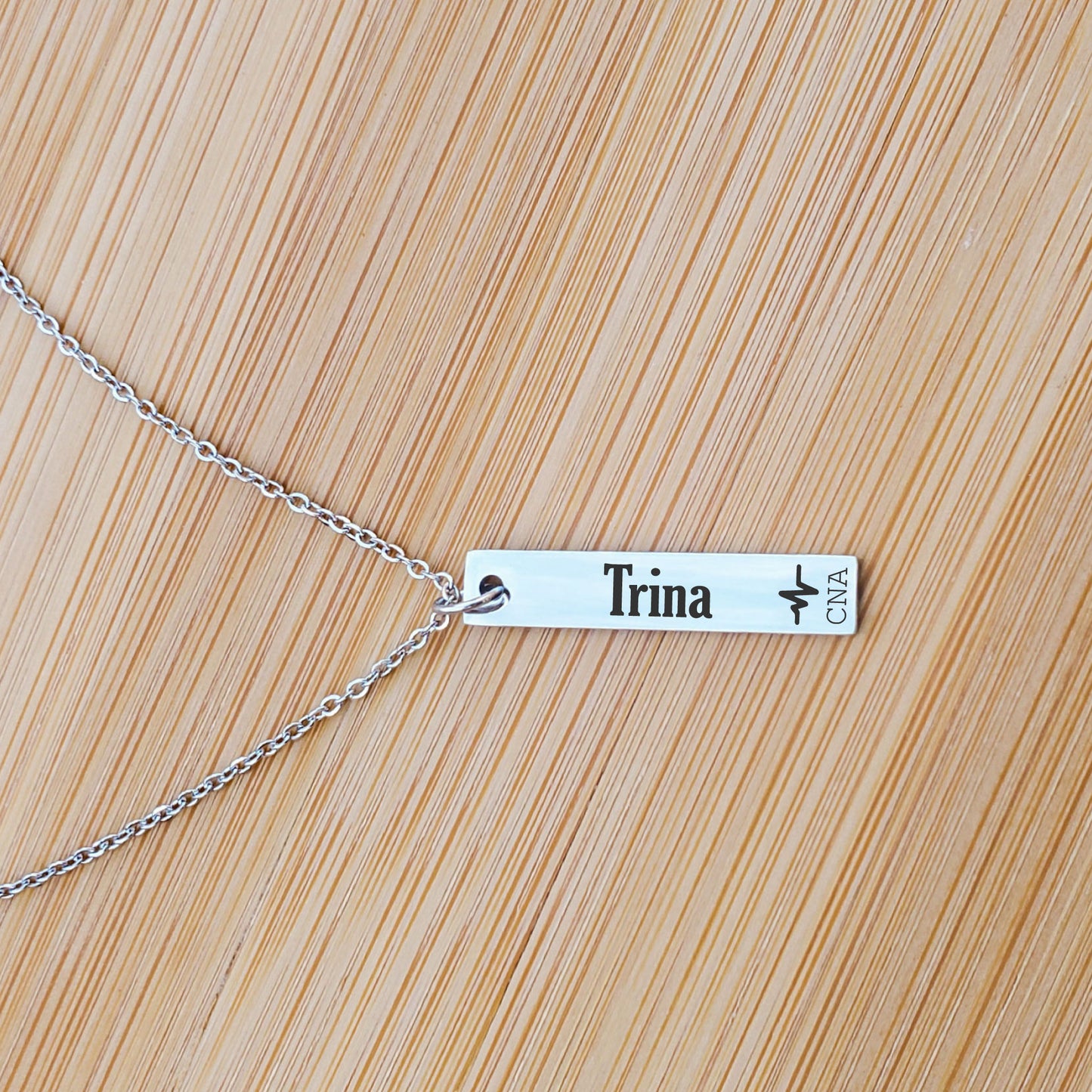 THRIVE NECKLACE